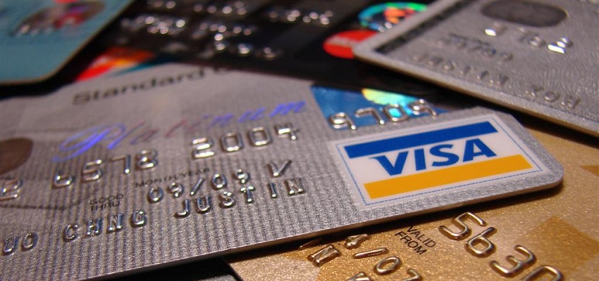 Top 4 Credit Cards For Bad Credit in Canada